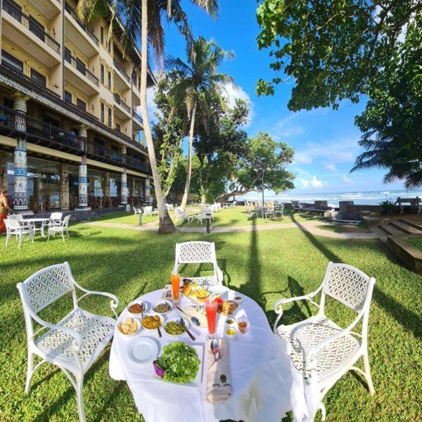 The Kabalana Hotel Ahangama Esterno foto